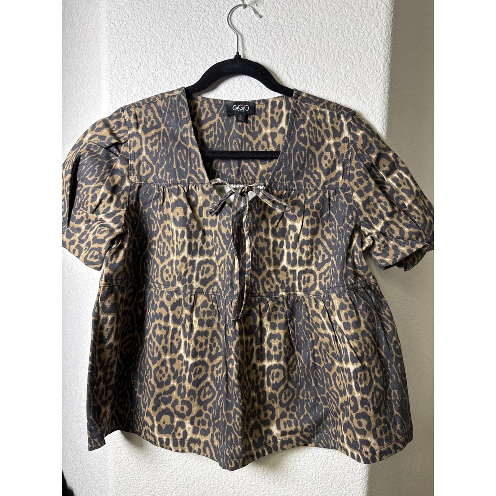 Gigio USA Tiered Leopard Print Babydoll Puff Sleeve Tie Front Top V-neck Small